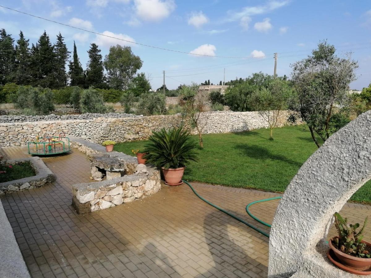 Villa Raffaella Spongano ภายนอก รูปภาพ