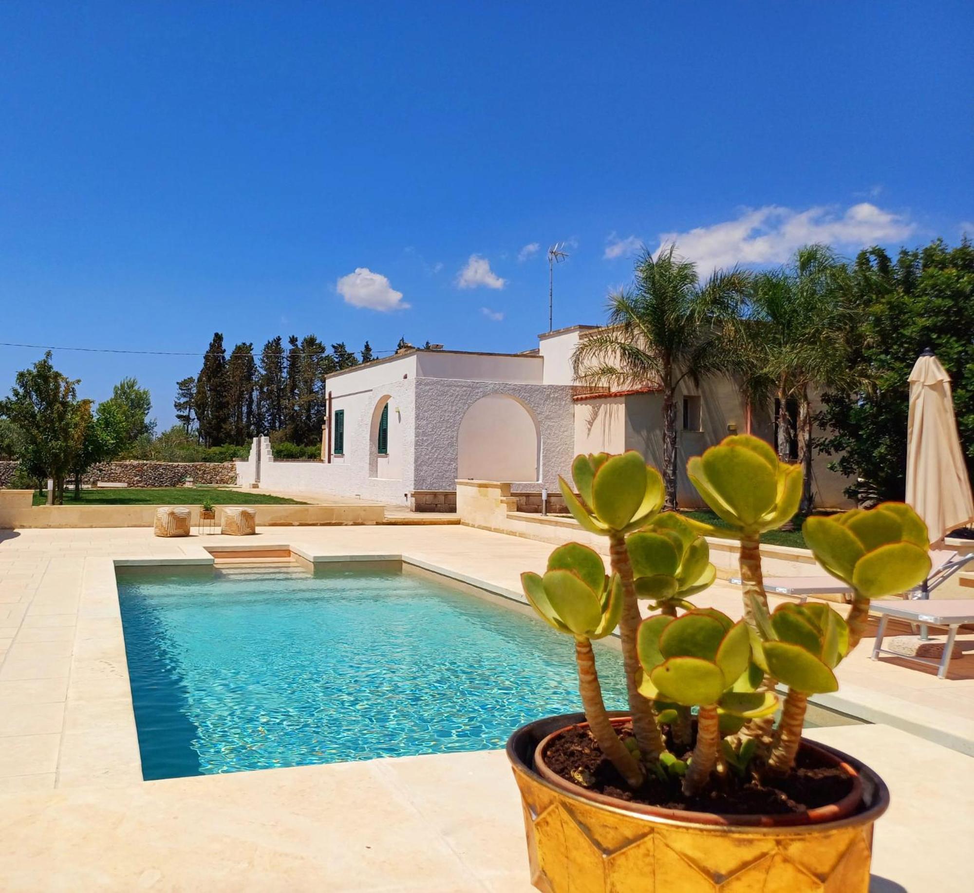 Villa Raffaella Spongano ภายนอก รูปภาพ