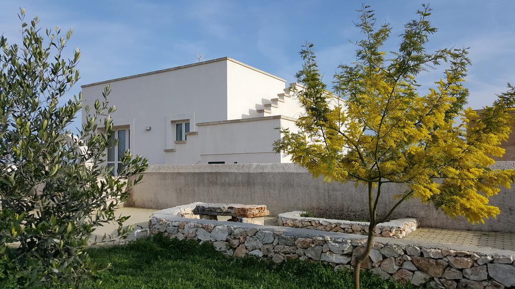 Villa Raffaella Spongano ภายนอก รูปภาพ