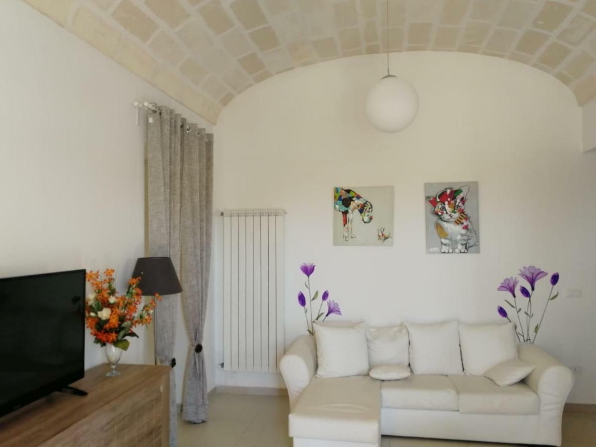 Villa Raffaella Spongano ภายนอก รูปภาพ